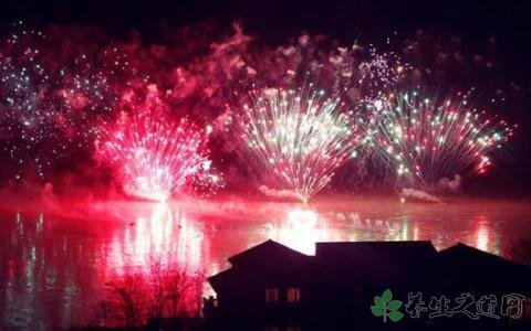煙花求婚引火災 發生火災時怎么逃生