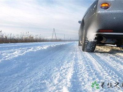 玉樹發(fā)生雪災(zāi) 雨雪天氣行車注意事項
