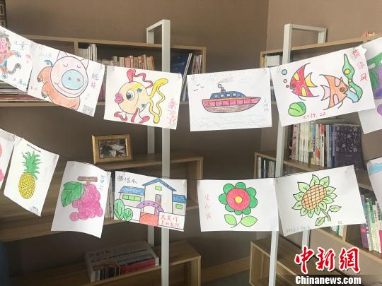 山西探索“互聯(lián)網(wǎng)+養(yǎng)老” 開啟智慧養(yǎng)老服務(wù)新模式-易網(wǎng)健康<a href=http://www.fnaogov.cn/jkys/ target=_blank class=infotextkey>養(yǎng)生</a>網(wǎng) 山西探索“互聯(lián)網(wǎng)+養(yǎng)老” 開啟智慧養(yǎng)老服務(wù)新模式