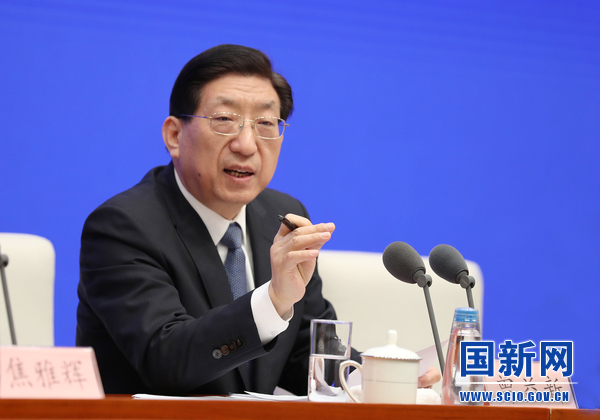 打完新冠疫苗，還要不要戴口罩？國家衛(wèi)健委：繼續(xù)維持個(gè)人防護(hù)措施