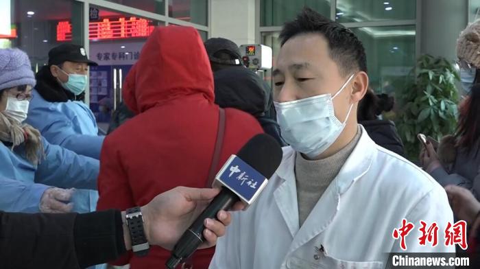 啟用健康碼識別“神器”上海一醫(yī)院看病秒“通關(guān)”