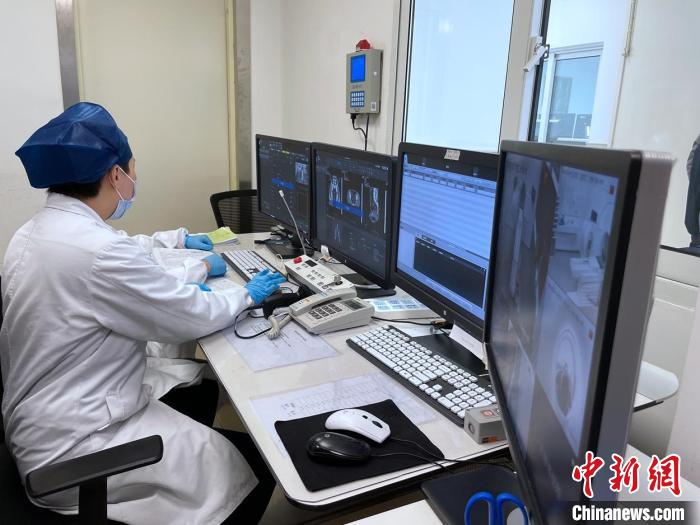 中國醫工攜手率先開啟腫瘤放療2.0時代 “一站式”智能方案讓流程縮至20幾分鐘-易網健康<a href=http://www.fnaogov.cn/jkys/ target=_blank class=infotextkey>養生</a>網 中國醫工攜手率先開啟腫瘤放療2.0時代 “一站式”智能方案讓流程縮至20幾分鐘