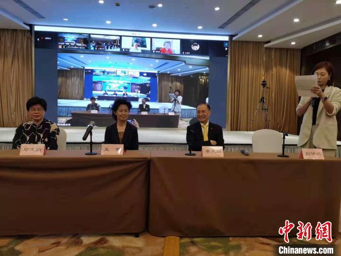 中國已上市罕見病藥物70余種 “孤兒藥”步入上市快車道-易網健康<a href=http://www.fnaogov.cn/jkys/ target=_blank class=infotextkey>養生</a>網 中國已上市罕見病藥物70余種 “孤兒藥”步入上市快車道