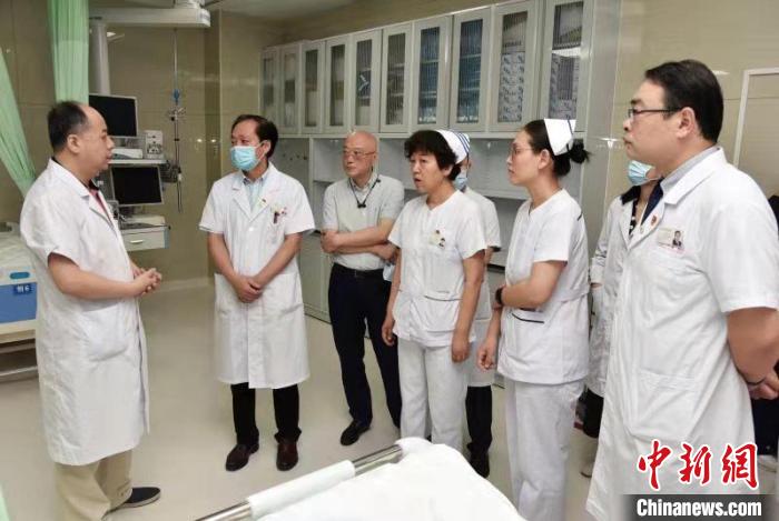 甘肅唯一實體創傷外科開科 中德協同開展創傷救治-易網健康<a href=http://www.fnaogov.cn/jkys/ target=_blank class=infotextkey>養生</a>網 甘肅唯一實體創傷外科開科 中德協同開展創傷救治