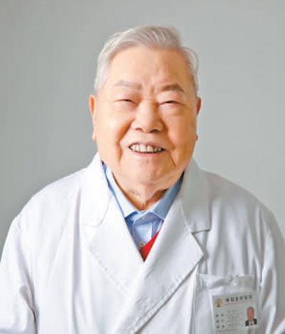師古不泥古創新不停步(走近國醫大師)-易網健康<a href=http://www.fnaogov.cn/jkys/ target=_blank class=infotextkey>養生</a>網 師古不泥古創新不停步(走近國醫大師)