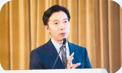 周行濤:守護(hù)心靈的窗口(健康故事匯·最美醫(yī)生)-易網(wǎng)健康<a href=http://www.fnaogov.cn/jkys/ target=_blank class=infotextkey>養(yǎng)生</a>網(wǎng) 周行濤:守護(hù)心靈的窗口(健康故事匯·最美醫(yī)生)