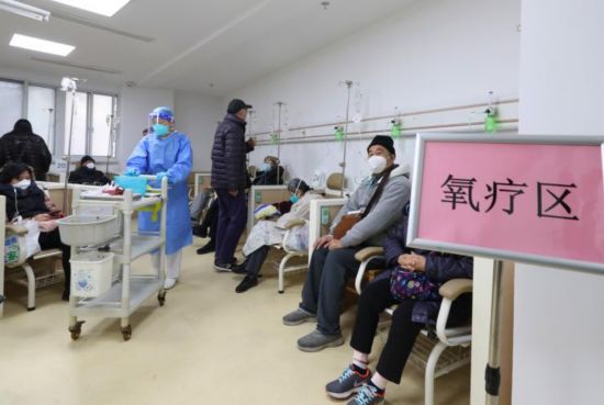 一線直擊：上海社區醫院助力重癥救治“關口前移”