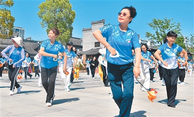 適老玩具何以走俏(健談)-易網健康<a href=http://www.fnaogov.cn/jkys/ target=_blank class=infotextkey>養生</a>網 適老玩具何以走俏(健談)