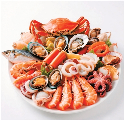 這樣吃海鮮 好吃又安全(健康驛站)-易網健康<a href=http://www.fnaogov.cn/jkys/ target=_blank class=infotextkey>養生</a>網 這樣吃海鮮 好吃又安全(健康驛站)