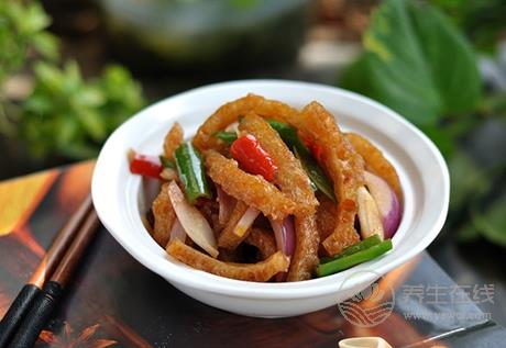 豬皮美容養(yǎng)顏又營(yíng)養(yǎng) 教你幾款家常豬皮食譜