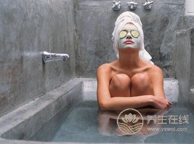 肌膚暗沉老得快，養顏必吃2款補血粥