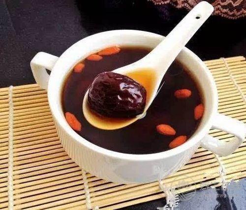家庭治療感冒的3個(gè)食療方，收藏備用