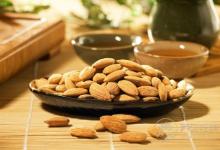 被當(dāng)做零食吃的杏仁，其實(shí)具有6種入藥價(jià)值
