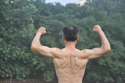 身材比較胖的人應該怎么樣練肌肉