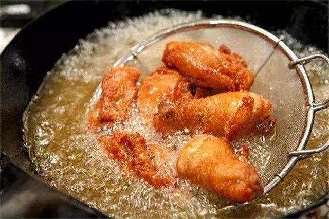 周期短的人一般不明白吃，中醫(yī)大師：人一但到中年，4種食材要少吃