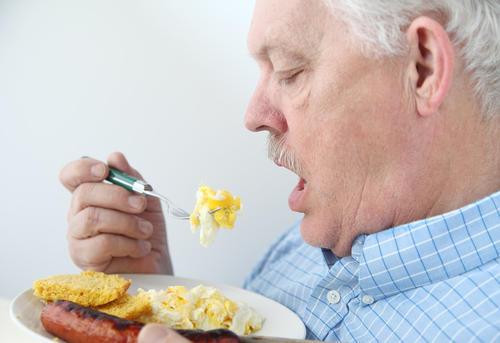 周期短的人一般不明白吃，中醫(yī)大師：人一但到中年，4種食材要少吃