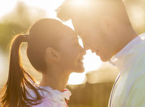 女人私語性經驗豐富該不該告訴未婚夫 過去的性經歷影響婚姻生活嗎-易網<a href=http://www.fnaogov.cn/ target=_blank class=infotextkey>健康養生</a>網 女人私語性經驗豐富該不該告訴未婚夫 過去的性經歷影響婚姻生活嗎
