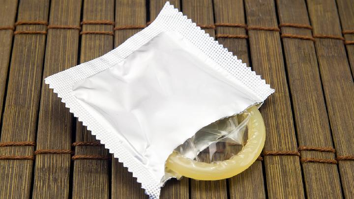 抽煙的人能吃避孕藥嗎 避孕藥與抽煙沖突嗎