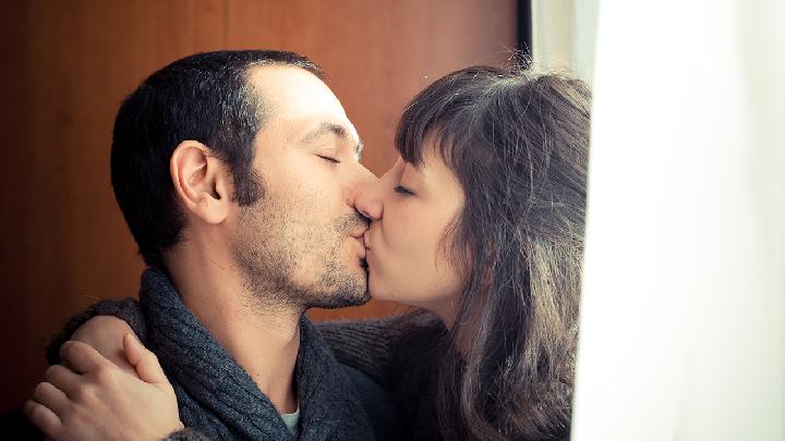 夫妻性生活需要注意什么 性愛心理衛(wèi)生你了解多少