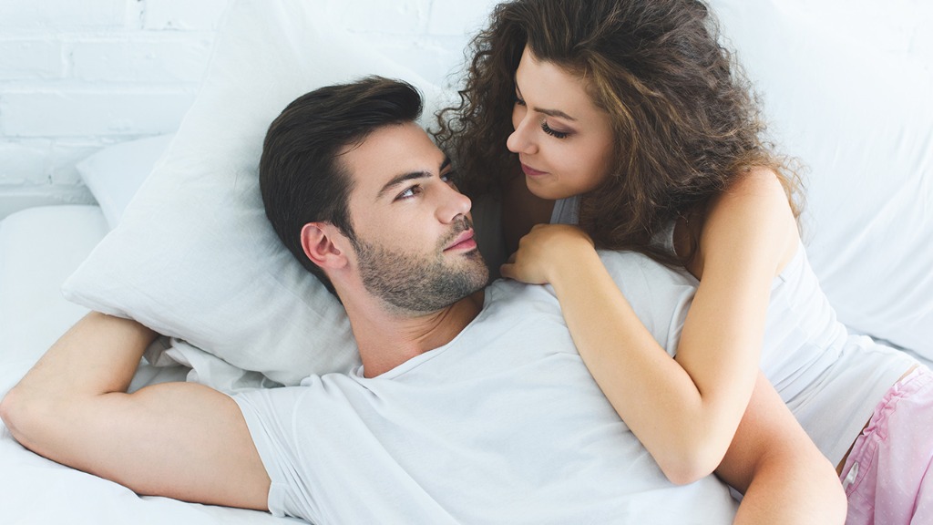 急切需要的女人面對挑逗后做愛也有壓力