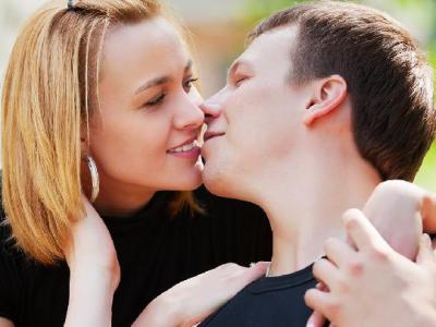 女性快速性高潮的方法有什么？2分鐘可讓女人性高潮震顫的教程