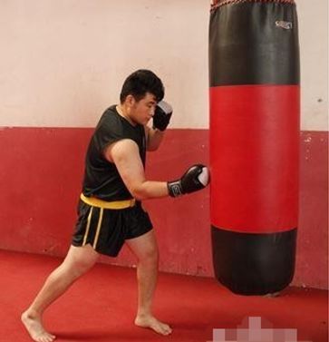 180斤的錢楓成功實(shí)現(xiàn)他的小目標(biāo)暴減20斤，拳擊真的適合減肥？