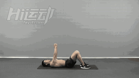 上半身缺失手臂肩膀的肌肉男，逆襲成健體遠動員，不向命運服輸