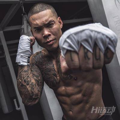 身高只有1.66，但肌肉比例很漂亮！一周5練訓練計劃分享