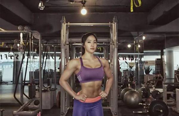 高顏值健身美女李藝琳的健身故事