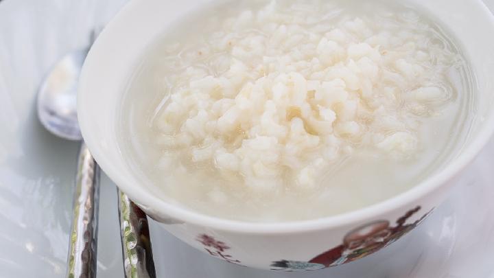 春季吃什么減肥最有效 最適合春季吃的4道減肥粥-易網(wǎng)健康養(yǎng)生網(wǎng) 春季吃什么減肥最有效 最適合春季吃的4道減肥粥