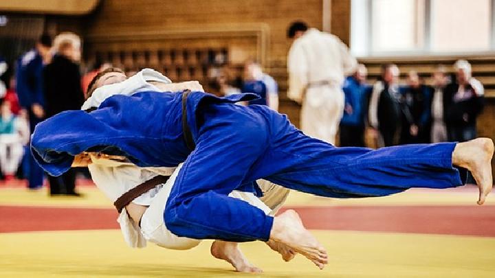瘦腿的最快運動方法是什么？堅持2個運動快速瘦成筷子腿