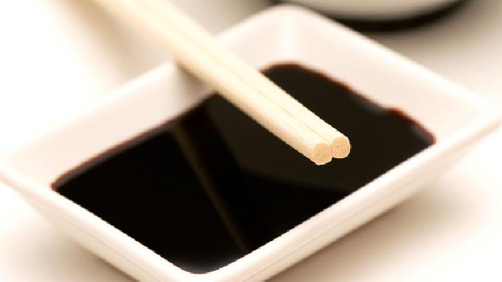 晚上只吃水果能減肥嗎?減肥期間晚餐怎么吃?-易網(wǎng)<a href=http://www.fnaogov.cn/ target=_blank class=infotextkey>健康養(yǎng)生</a>網(wǎng) 晚上只吃水果能減肥嗎?減肥期間晚餐怎么吃?