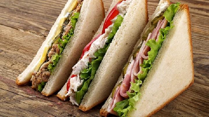 夏天減肥早餐吃什么好?減肥早餐食譜-易網健康<a href=http://www.fnaogov.cn/jkys/ target=_blank class=infotextkey>養生</a>網 夏天減肥早餐吃什么好?減肥早餐食譜