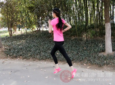 剛運(yùn)動(dòng)完可以洗澡嗎 不注意這些可能會(huì)適得其反