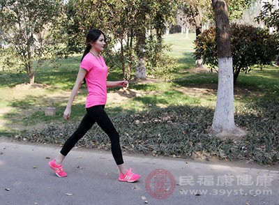 波比跳是“脂肪克星” 每天跳100個 30天后身體會發(fā)生啥變化