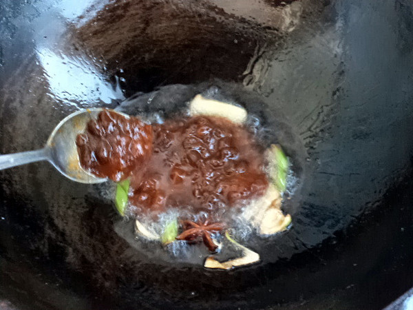 土豆燉蘿卜的做法-家常味燉菜譜-易網(wǎng)健康養(yǎng)生網(wǎng) 土豆燉蘿卜的做法-家常味燉菜譜