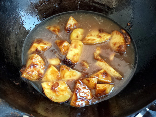 土豆燉蘿卜的做法-家常味燉菜譜-易網(wǎng)健康養(yǎng)生網(wǎng) 土豆燉蘿卜的做法-家常味燉菜譜