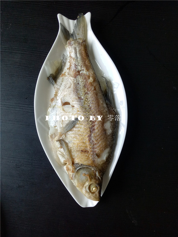 澆汁武昌魚的做法-酸辣味煮菜譜