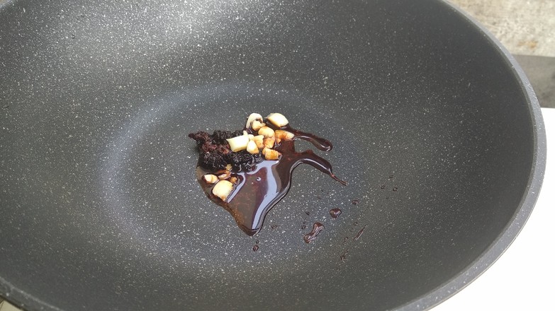 香辣醬尖椒炒豆腐的做法-香辣味炒菜譜