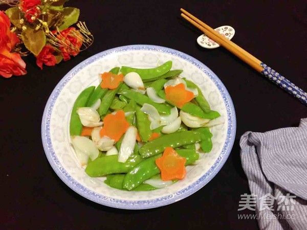 荷蘭豆炒百合的做法-家常味炒菜譜-易網健康養生網 荷蘭豆炒百合的做法-家常味炒菜譜