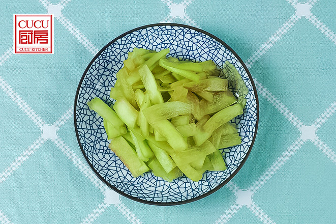 糖醋西瓜皮的做法-酸甜味拌菜譜-易網健康養生網 糖醋西瓜皮的做法-酸甜味拌菜譜