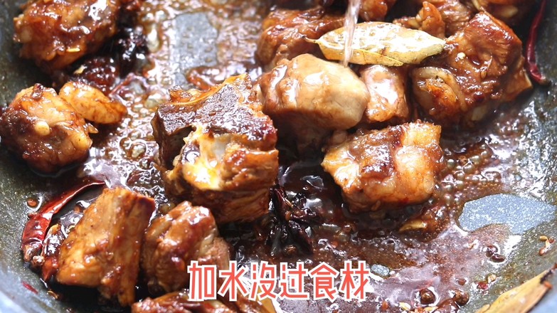 土豆燒排骨的做法-香辣味燒菜譜