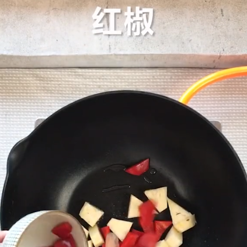 鳳梨蝦球的做法-家常味炒菜譜
