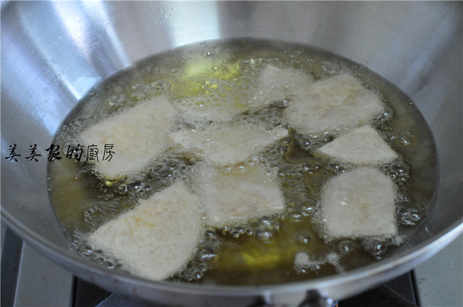 炸香芋片的做法-家常味炸菜譜-易網(wǎng)健康養(yǎng)生網(wǎng) 炸香芋片的做法-家常味炸菜譜