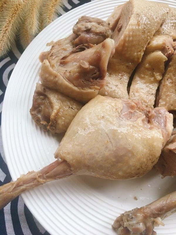 鹽水鴨的做法-咸鮮味鹵菜譜-易網健康養(yǎng)生網 鹽水鴨的做法-咸鮮味鹵菜譜