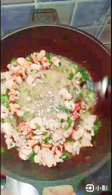 栗子燒雞腿的做法-家常味燒菜譜