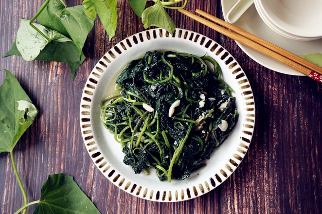 蒜蓉炒薯藤的做法-家常味炒菜譜-易網(wǎng)健康養(yǎng)生網(wǎng) 蒜蓉炒薯藤的做法-家常味炒菜譜