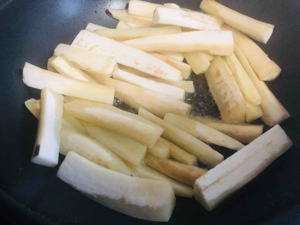 茄子這樣做，比肉還好吃，不一樣的肉沫茄子的做法-酸甜味炒菜譜