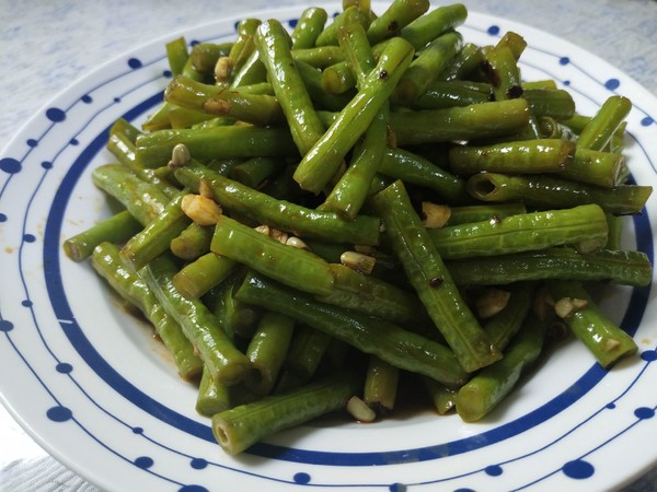 涼拌豇豆角的做法-咸鮮味拌菜譜-易網(wǎng)健康養(yǎng)生網(wǎng) 涼拌豇豆角的做法-咸鮮味拌菜譜