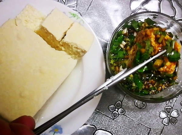 清水豆腐的做法-其它口味煮菜譜-易網(wǎng)健康養(yǎng)生網(wǎng) 清水豆腐的做法-其它口味煮菜譜